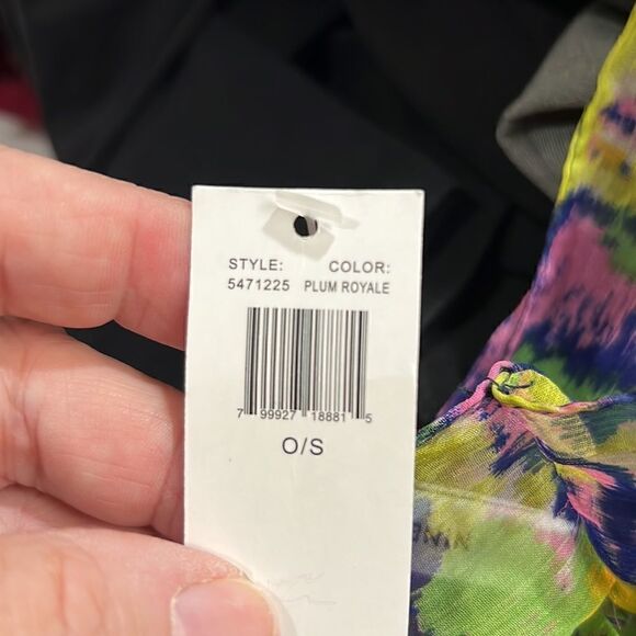 Nine West Purple and Royal blue infinity scarf Brand New! - Picture 10 of 10